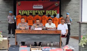 Kapolres Melawi Pimpin Konferensi Pers, Ajak Media Jaga Kamtibmas Yang Kondusif
