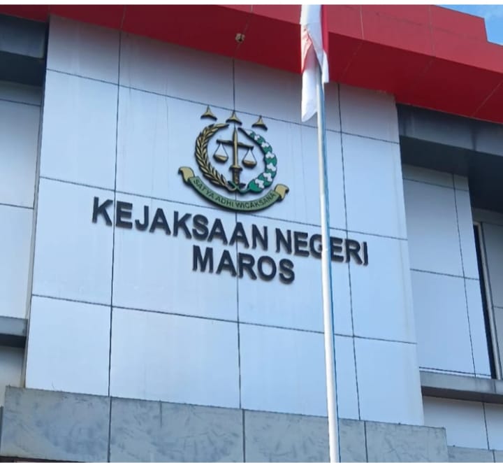 Sapar Menduga Pihak Kejari Maros Melindungi Kades Tellumpanue Mallawa Karena Sering Di Bawakan Kue Pizza