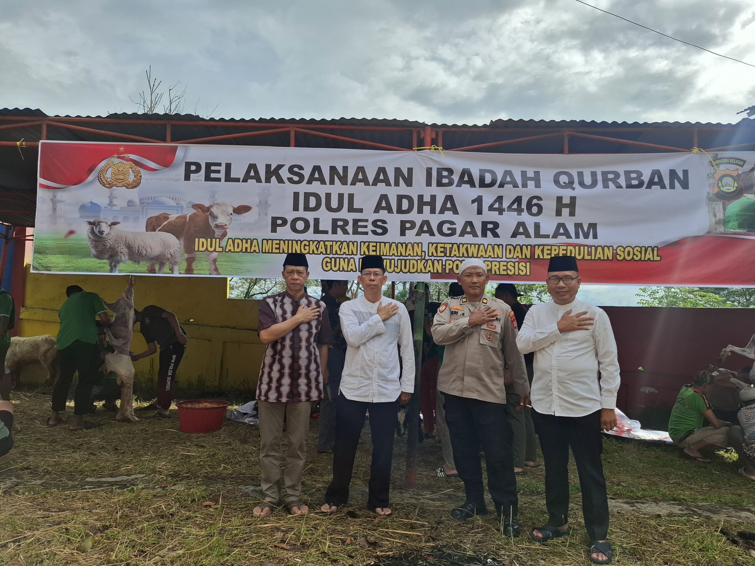 Polres Pagar Alam Laksanakan Penyembelihan Hewan Qurban Idul Adha 1446 H