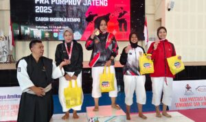 Atlet Putri Kempo Kabupaten Batang Sabet 1 Emas