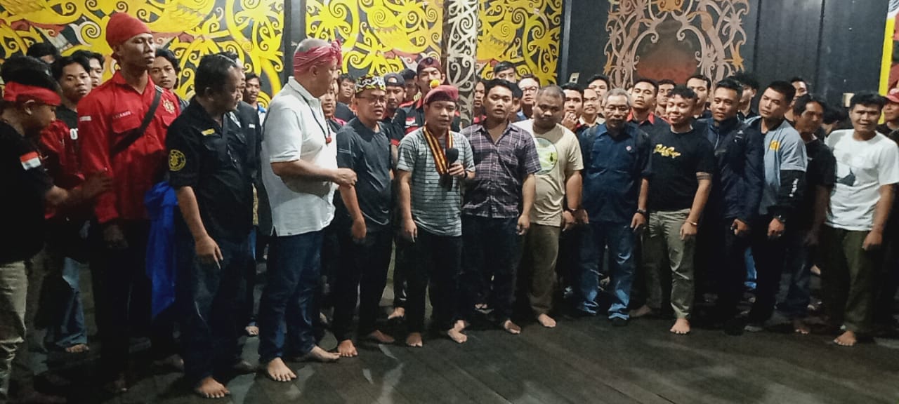 Aliansi Dayak Bersatu Setanah Borneo Tolak Program Transmigrasi ke Kalimantan Barat