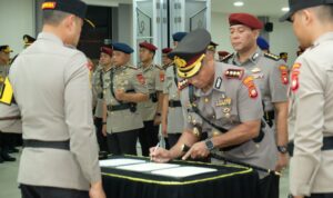 Kapolresta Pontianak Resmi Berganti, Kombes Pol Suyono, S.I.K., S.H., M.H. Gantikan Kombes Pol Adhe Hariadi, S.I.K., M.H
