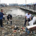 PEDULI PESISIR, LANTAMAL III LAKSANAKAN PEMBERSIHAN PANTAI
