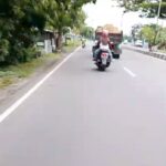 Sopir Dam Truk Pemuat Tanah di Maros Bandel, Keselamatan Pengendara Lain Terancam,AKP Muhammad Arfah ‘Tidur’