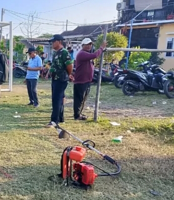 Turnamen Sepak Bola Antar RW Digelar, Warga Kedung Pengawas Mulai Bersih-bersih di Nasa Stadion