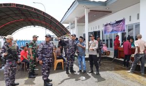 Lantamal IX Ambon Bekerjasama Dengan Bank Indonesia Laksanakan Bakti Sosial Kesehatan dan Sosialisasi Cinta, Bangga, Paham Rupiah di Pelabuhan Amnalau