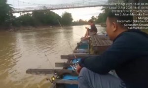 Limbah Tambang Emas Ilegal Cemari Sungai Sekadau, Petani Keramba Menjerit: “Kami Ditinggal Negara”