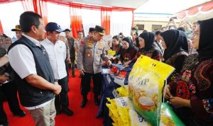 Kapolri Tinjau GPM di Kalbar, 310,25 ton beras SPHP telah Polri distribusikan