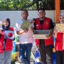 Mahasiswa KKN UNHAS Ubah Sampah Plastik Jadi Tatakan Gelas di TPS3R Lakessi Parepare