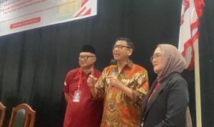 dr. Asep Ahmad Saefullah Nahkodai PKHI Kalbar 2025–2030