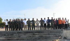 Simulasi Latihan Operasi Pencarian dan Penyelamatan Pesawat serta Sea and Jungle Survival