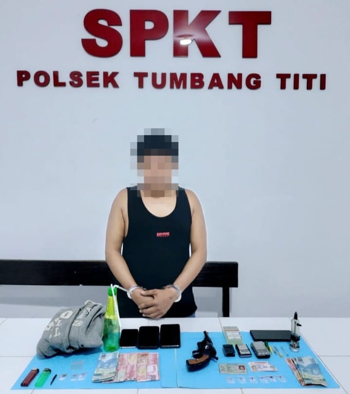 Polsek Tumbang Titi Tangkap Pengedar Sabu, Amankan 9 Paket dan Senpi Rakitan