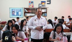 Kemenko Polkam Pastikan Implementasi Program Presiden di Sektor Pendidikan dan Kesehatan