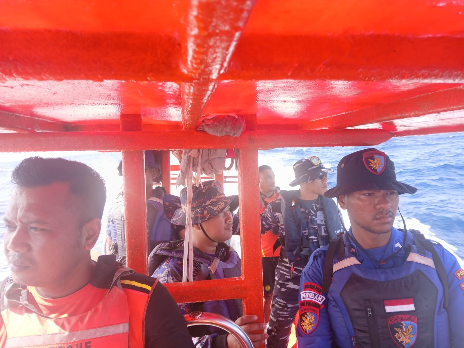 TNI AL dan Tim SAR Gabungan Laksanakan Pencarian Nelayan Hilang di Laut Seram Bagian Timur Hingga Hari Ke-5