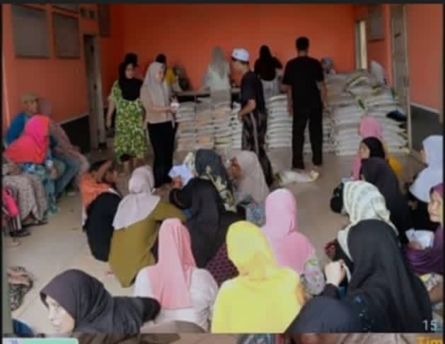 Penerima Bansos Pemerintah Keluhkan Dugaan Pungli Oleh Oknum Di Desa Pantai Hurip