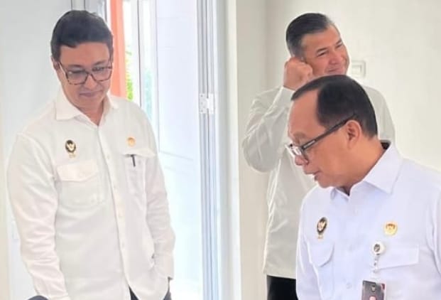 KEMENKO POLKAM TINJAU SEKOLAH RAKYAT di SULSEL, FOKUS PADA MASALAH & SOLUSI