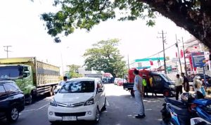 Penertiban Pajak di Lakukan, Pegawai Bapenda Samsat Maros Ikut Menahan Kendaraan, Apa Boleh?