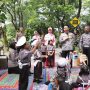 Keseruan Siswa TK Kemala Bhayangkari Belajar Rambu Lalu Lintas Bareng Kapolres Kediri Kota