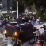 Viral!! Mobil Rantis Polisi Diduga Lindas Ojol Saat Bubarkan Demo di Pejompongan