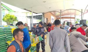 Primkopal Lanal Simeulue Turut Serta Dalam Penyediaan Beras SPHP Melalui Gerakan Pangan Murah (GPM) Serentak