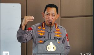 Tinjau Penanganan Karhutla Kalbar, Kapolri Ungkap Titik Api Terus Menurun