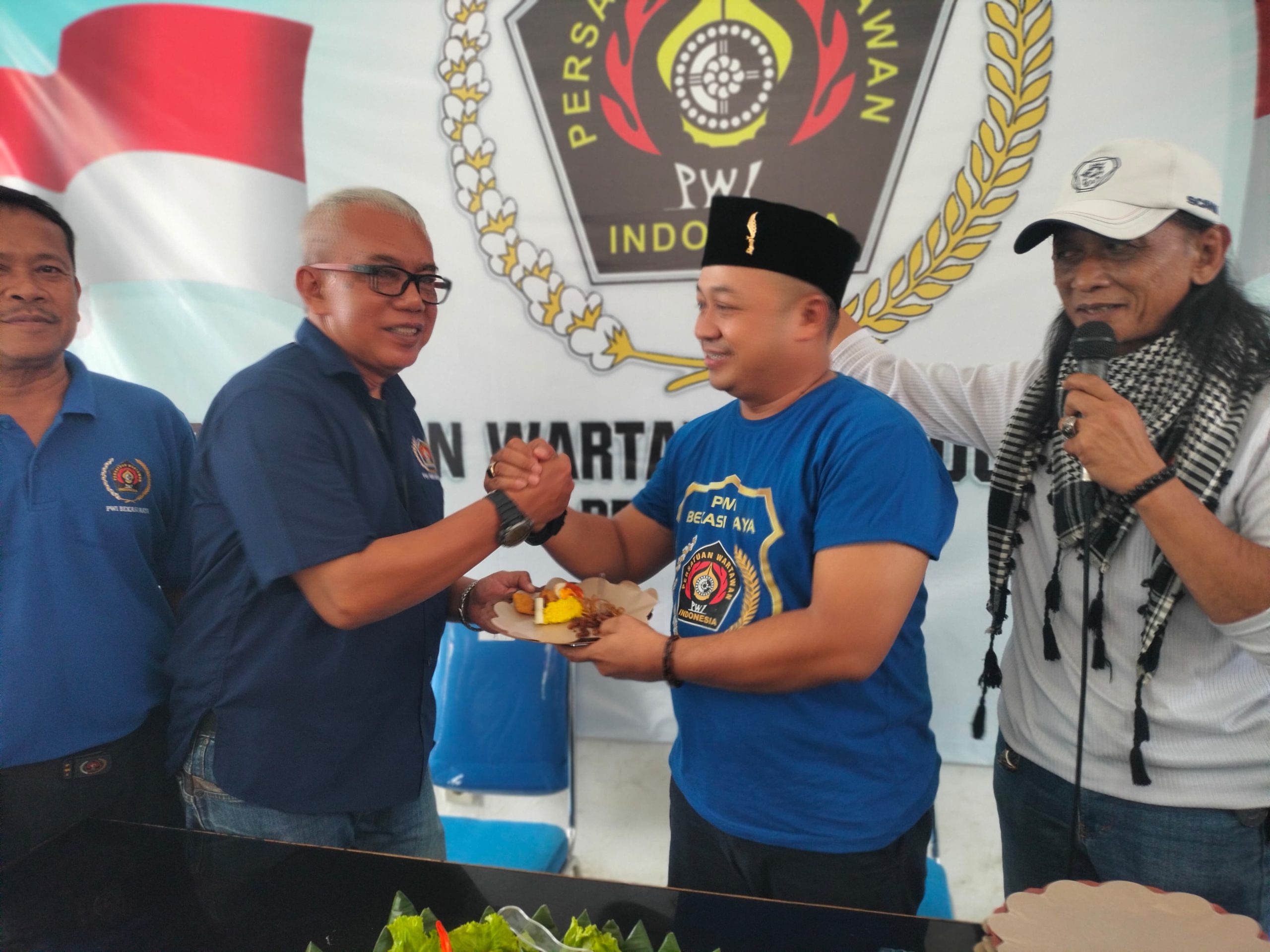 Tasyakuran PWI Bekasi Raya: Akhiri Dualisme, Kukuhkan Persatuan Wartawan