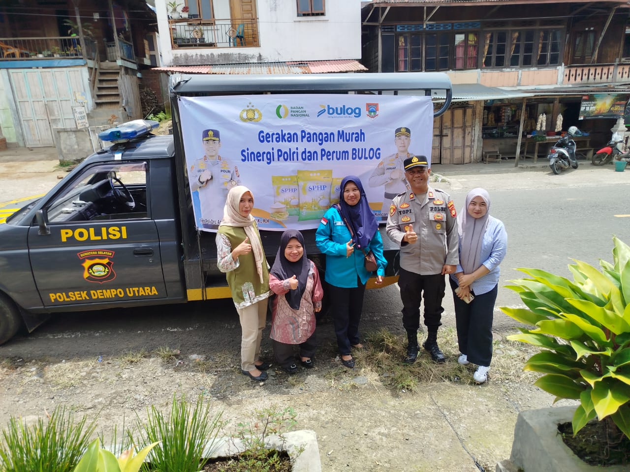 Polres Pagar Alam, Melaksanakan Gerakan Pangan Murah Di Lima Kecamatan Distribusikan Beras Murah Sphp 4.020 Kg