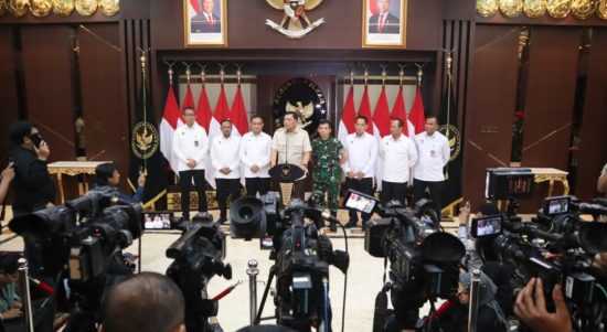 Sjafrie Sjamsoeddin Pimpin Rapat Perdana Sebagai Menko Polkam ad Interim