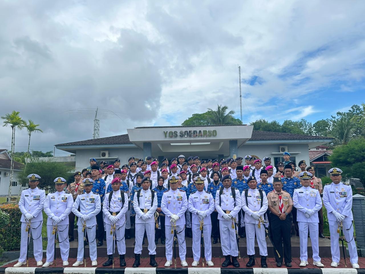 Komandan Lanal Dabo Singkep Irup Upacara HUT Ke-80 TNI AL Dengan Kesederhanaan dan Hikmat