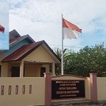 Miris!!!Bendera Merah Putih Kusam dan Robek Berkibar di Halaman Sektor Tamalatea Subsektor Bontoramba Jeneponto
