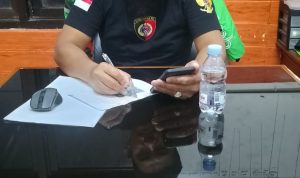Malik Tantang Inspektorat Maros Periksa Seluruh Oknum Kades di Maros Terkait Pengggunaan ADD dan DD Malik Tantang Inspektorat Maros Periksa Seluruh Oknum Kades di Maros Terkait Pengggunaan ADD dan DD