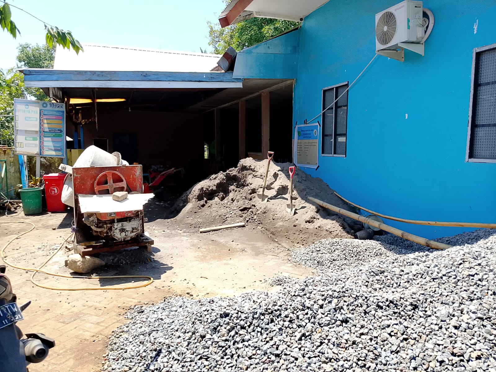Pembangunan Rekap Aula Kantor Desa Pattontongan di Berhentikan 1 Bulan, Muh Arsyad Kades Pattontongan Akui Bendahara Habis Cuti Izin Suami Ke Morowali