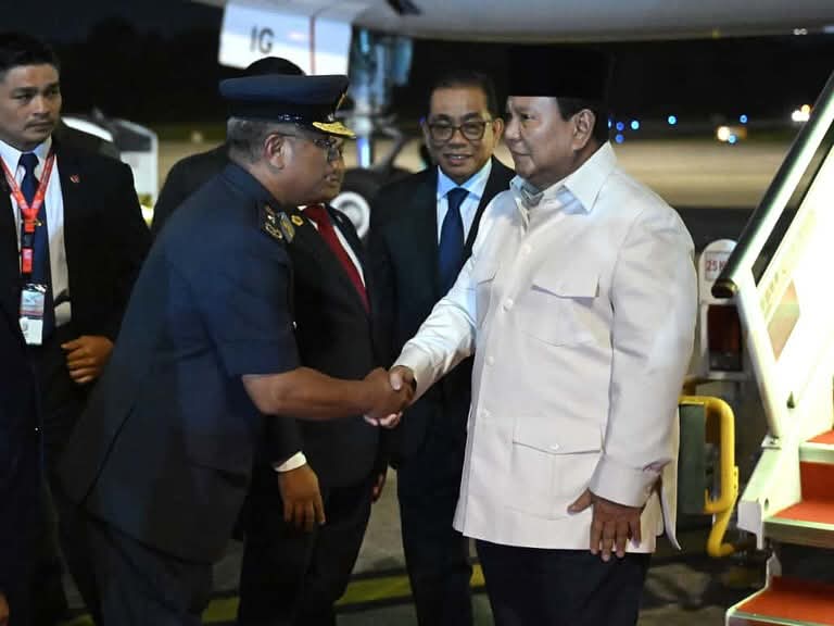 Hadiri KTT Ke-47 ASEAN, Presiden Prabowo Tiba di Malaysia Hadiri KTT Ke-47 ASEAN, Presiden Prabowo Tiba di Malaysia