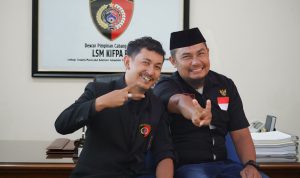 Kasus Penyadapan Getah Pinus Sudah Masuk Babak Baru, LSM Kipfa RI Apresiasi Penyidik Polda Sulsel Kasus Penyadapan Getah Pinus Sudah Masuk Babak Baru, LSM Kipfa RI Apresiasi Penyidik Polda Sulsel