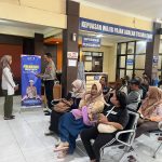 Polantas Menyapa di Kediri Kota Bikin Layanan Samsat Jadi Lebih Cepat, Humanis dan Profesional Polantas Menyapa di Kediri Kota Bikin Layanan Samsat Jadi Lebih Cepat, Humanis dan Profesional