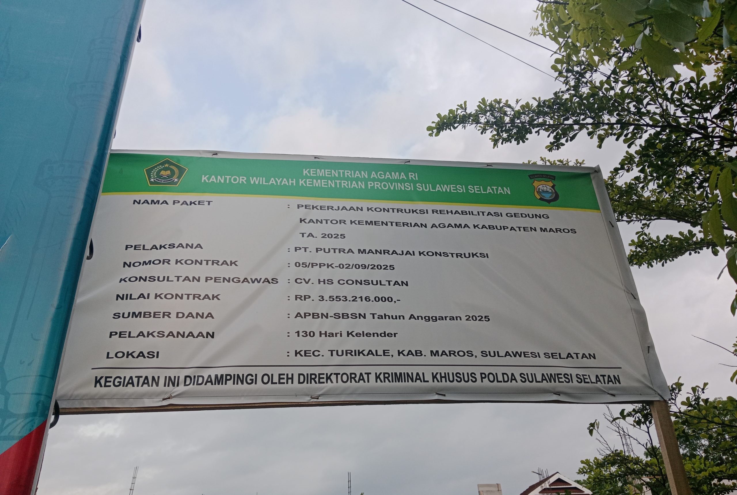 Dirkrimsus Polda Sulawesi Selatan Ikut Pendampingan Proyek di Maros, Sejumlah LSM Minta Kapolda Sulawesi Selatan Segera Hentikan  Dirkrimsus Polda Sulawesi Selatan Ikut Pendampingan Proyek di Maros, Sejumlah LSM Minta Kapolda Sulawesi Selatan Segera Hentikan