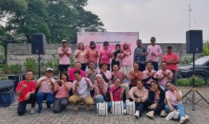 Sarapan Minggu Santai di Aston Sidoarjo Diserbu Massa Berkostum Pink