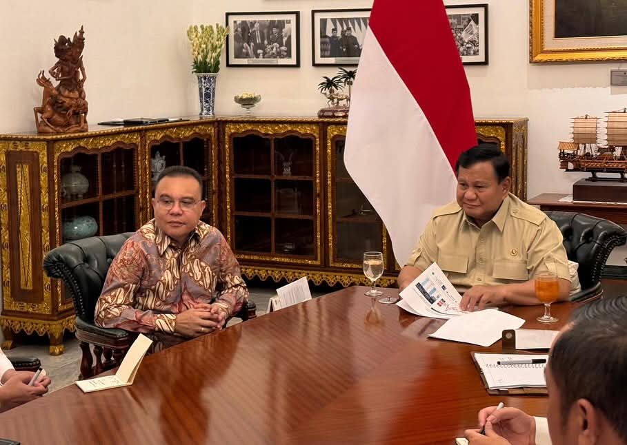 Presiden Prabowo Bahas Stabilitas Politik dan Penguatan Investasi Bersama Sejumlah Tokoh di Istana Merdeka