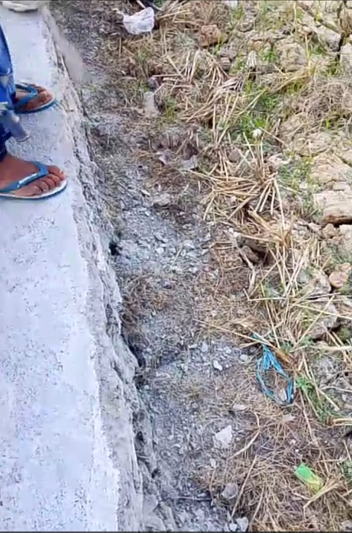 Pekerjaan Bahu Jalan Salenrang Rammang-Rammang di Duga Asal Jadi, APH di Desak Periksa Rekanan